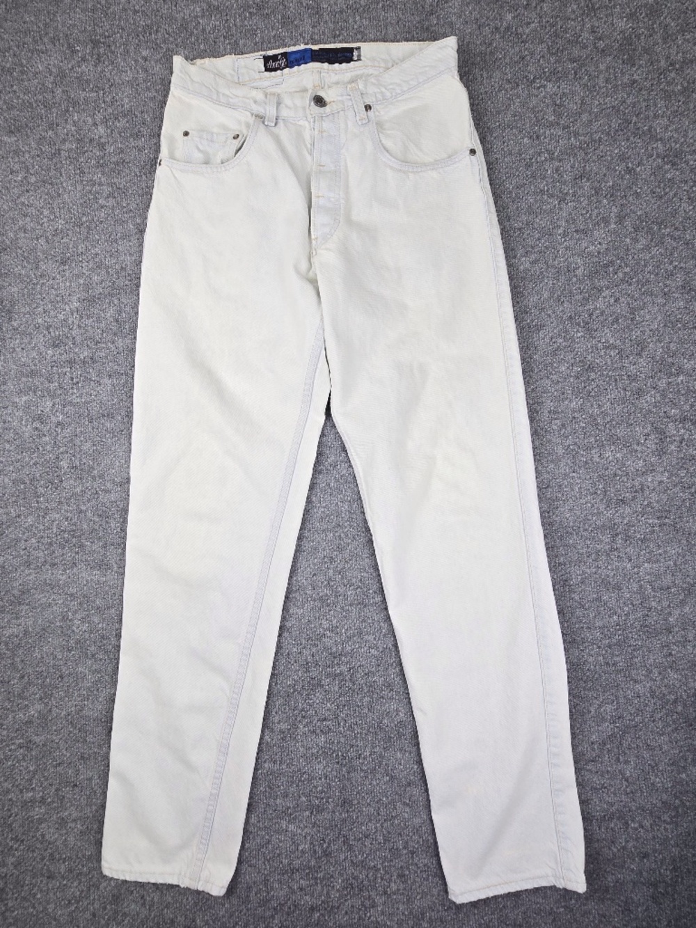 Vintage Levi’s SilverTab Relaxed Fit Jeans 32x34 Made in USA 1992 Light Wash